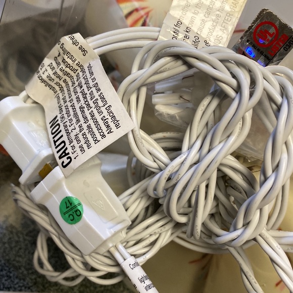 A set of 2 plastic cone string lights - Picture 8 of 8